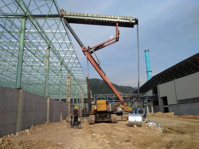 洛阳昌信高空压瓦机 高效精准的屋面施工利器